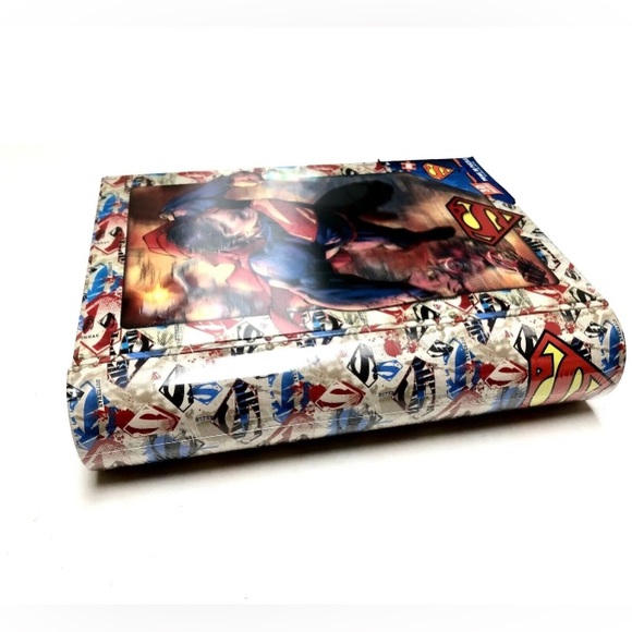 DC Comics Superman Prime 3D Puzzle 300 Pieces In Collectible Metal Tin Book - Picture 2 of 8
